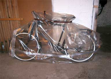 Fahrrad eingepackt